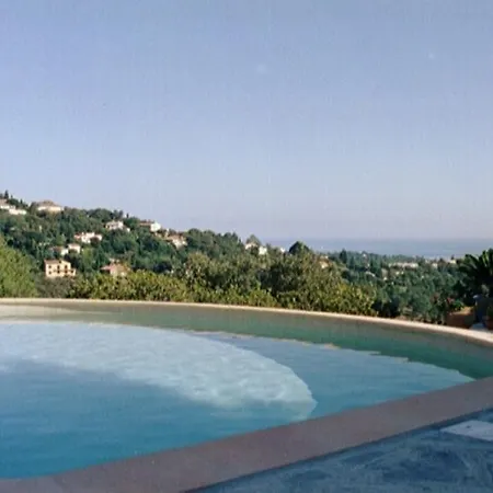 Villa Boulevard Canto Cigaloun Villa