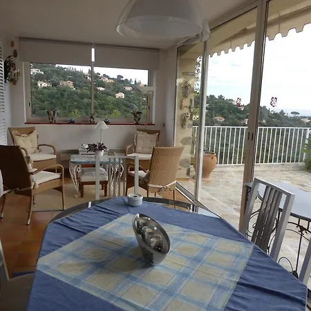 Villa Boulevard Canto Cigaloun