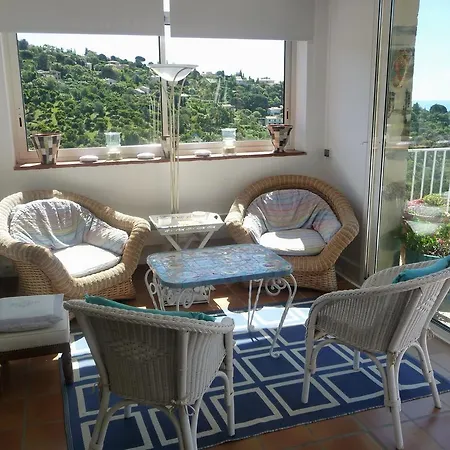 Villa Boulevard Canto Cigaloun Villa *